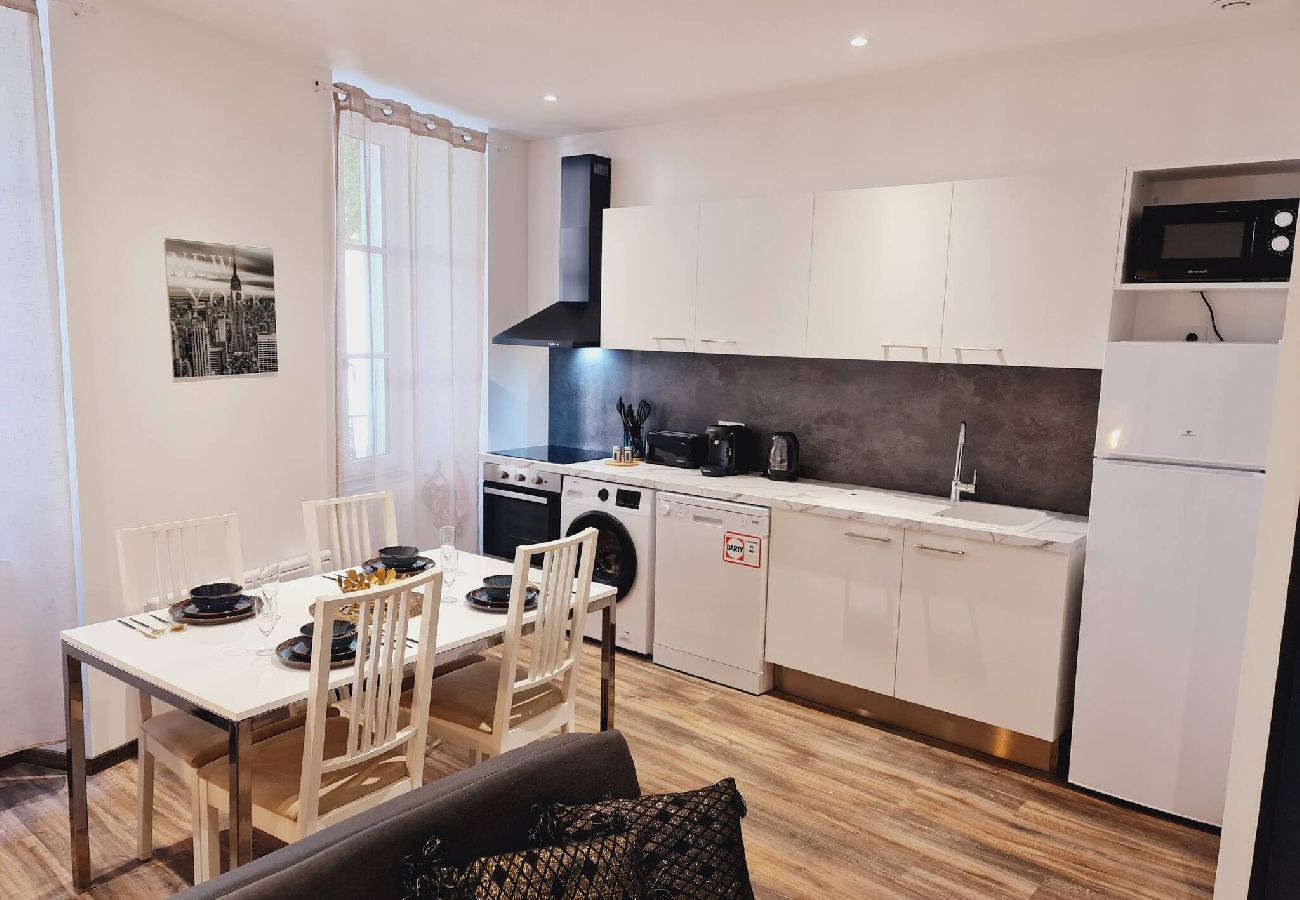 Appartement à Millau - Le Mandarous de Millau centre ville