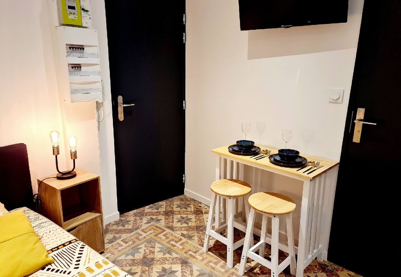 Studio à Millau - Les Demoiselles de Millau centre ville