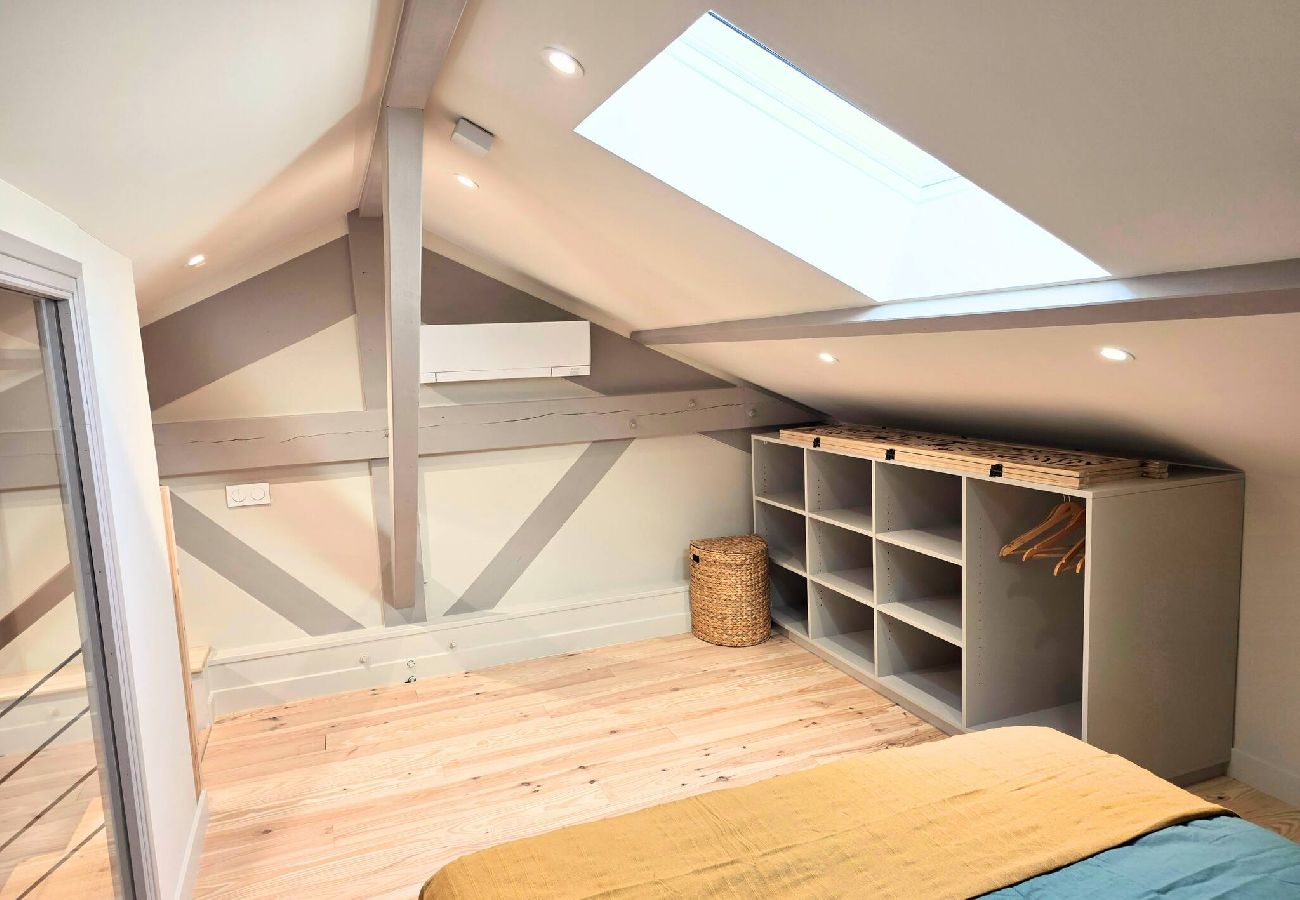 Appartement à Saint-Affrique - La Cabane Perchée T2 Duplex Saint Affrique