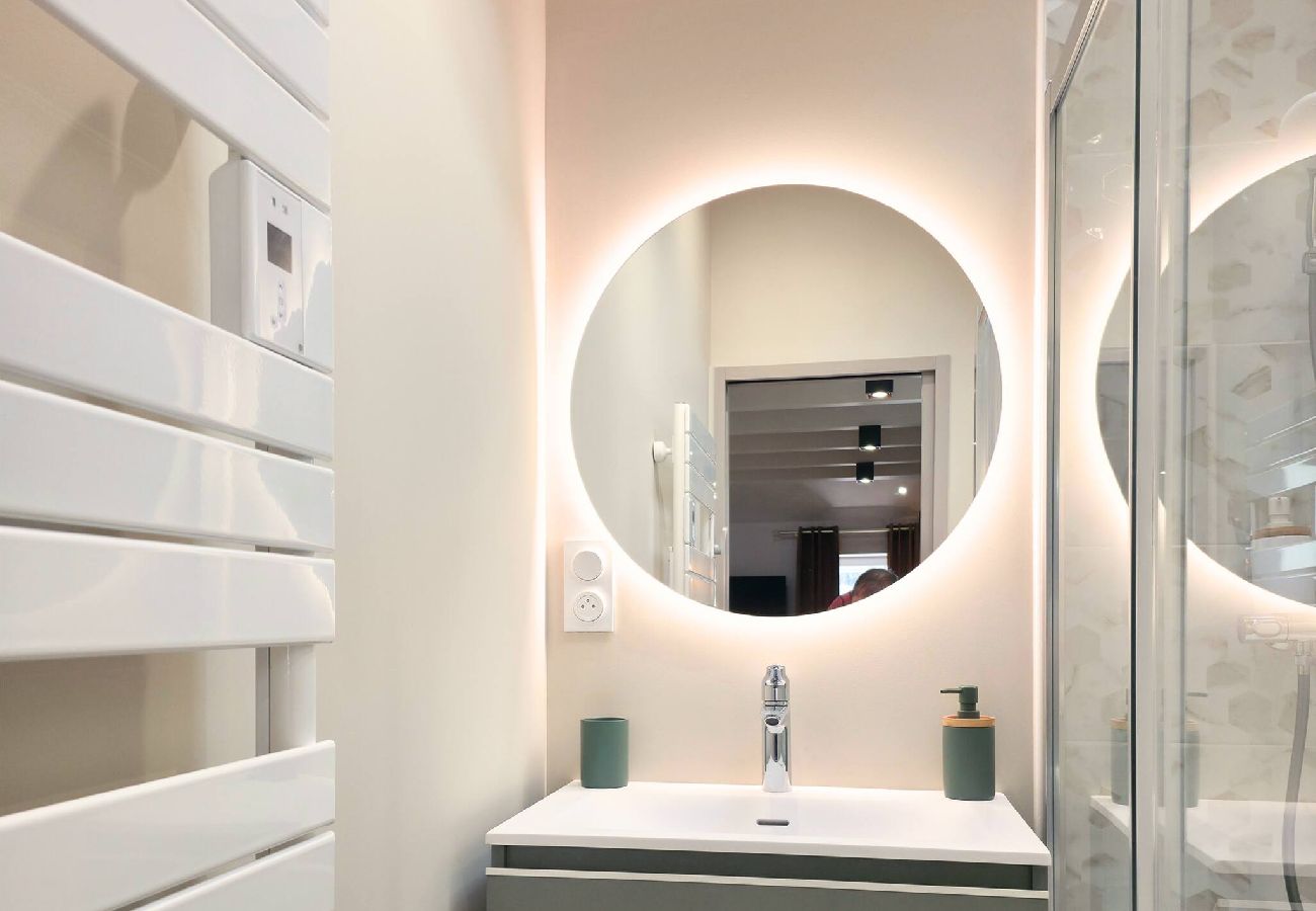 Appartement à Saint-Affrique - La Cabane Perchée T2 Duplex Saint Affrique