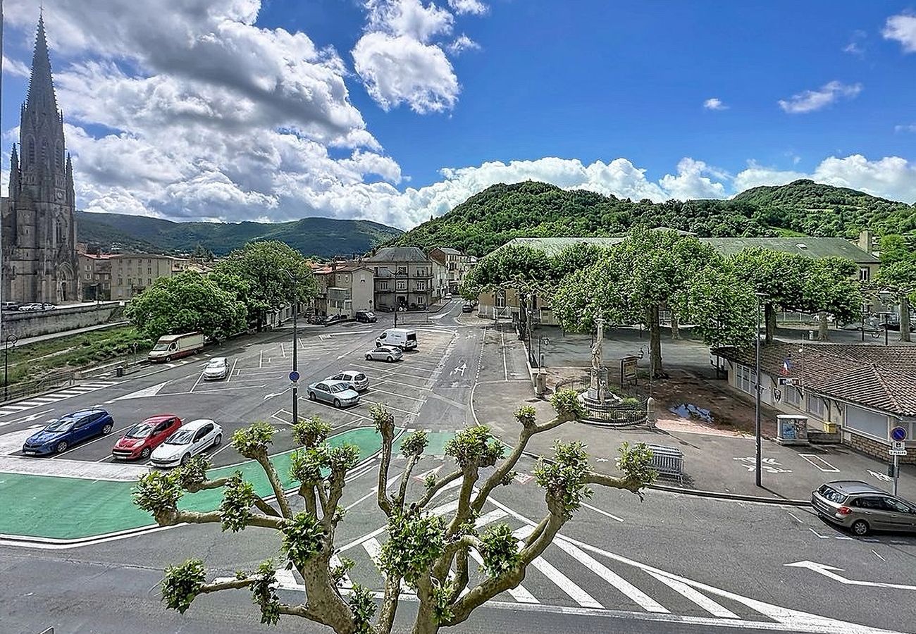 Appartement à Saint-Affrique - La Cabane Perchée T2 Duplex Saint Affrique
